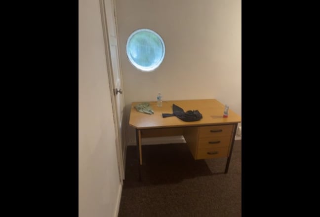 Room tolet  Main Photo