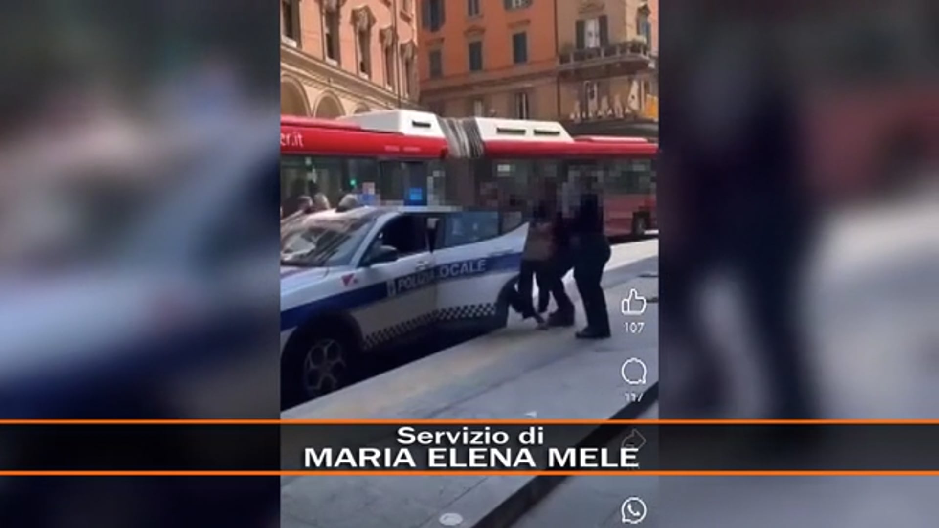 In bus senza biglietto, marito e moglie denunciati per resistenza