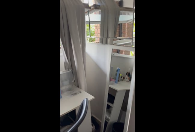 Lovely Furnished Double Room Available  Main Photo