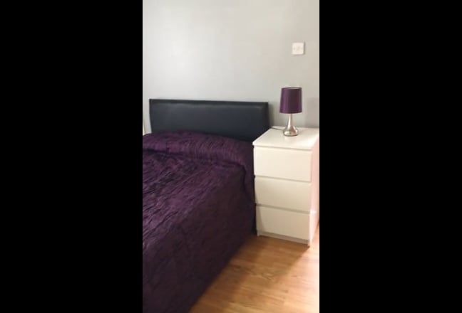 Room 5 Mins from Leeds Beckett Headingley campus Main Photo