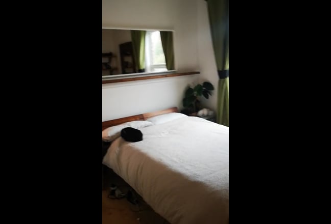 Huge Double Room with own cloakroom £495 inc Bills Main Photo