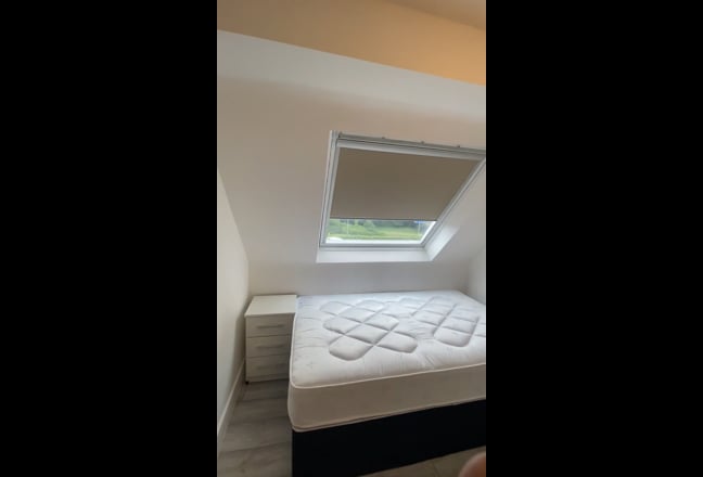 Lovely En-suite, all inclusive - Peartree bridge  Main Photo