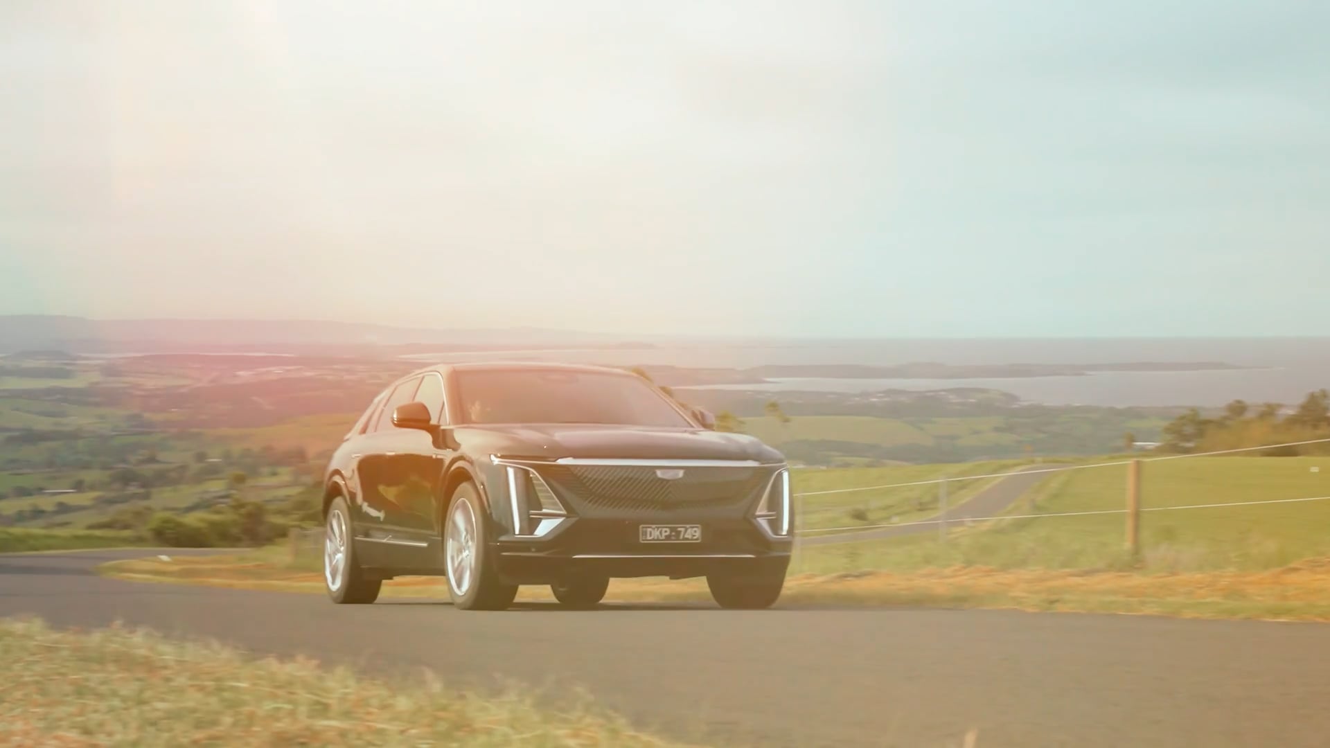 Cadillac Lyriq 30s AU