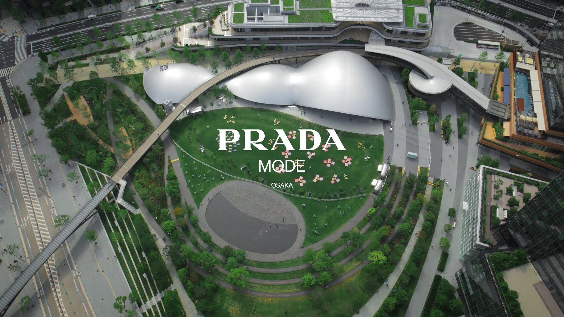 Prada Mode — 2x4