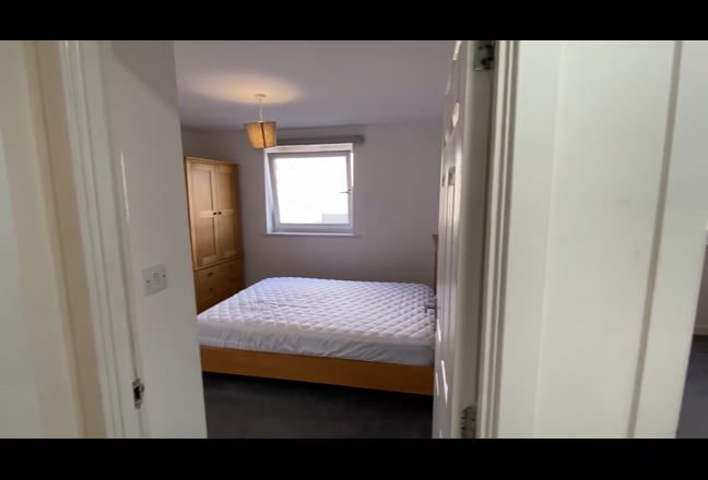 1 bed flat near Ocean Village Main Photo