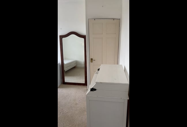 Double room on Bellenden road / Peckham Rye Main Photo