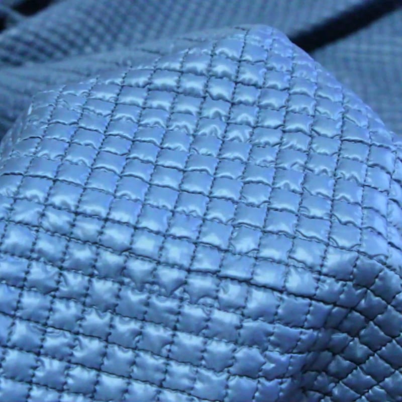 Vidéo: Tissu matelassé - Carreaux bleu