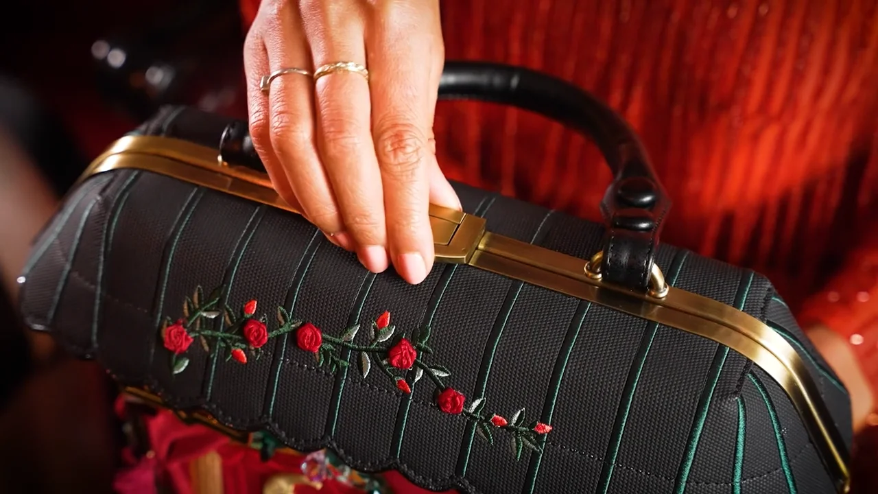 Vendula Purrlesque ベンデュラ・サンズ チャーリーバッグ Vendula's Purrlesque Club Callaway Bag