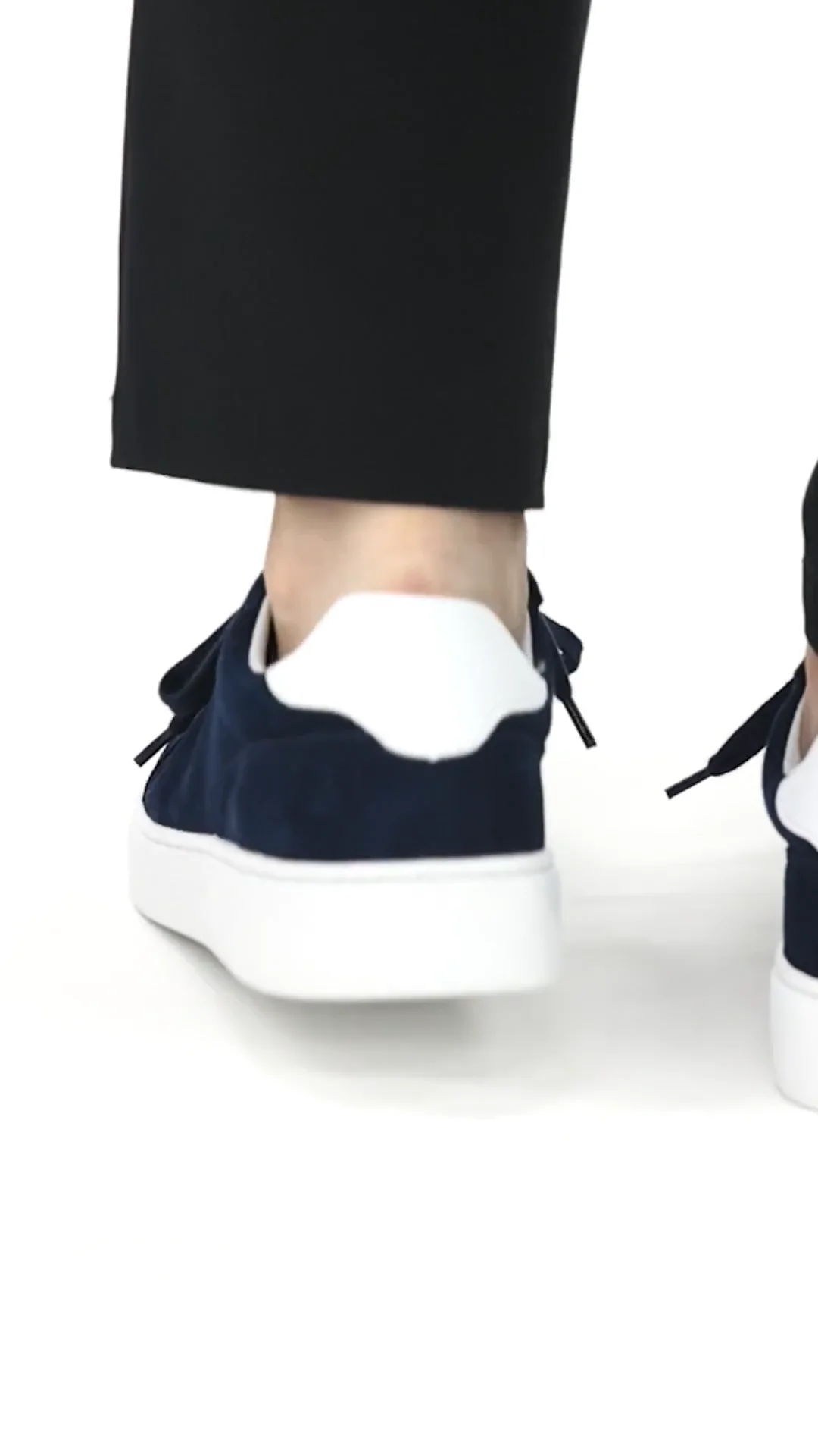 キャップトゥ スエード スニーカー｜alfredoBANNISTER / アルフレッド