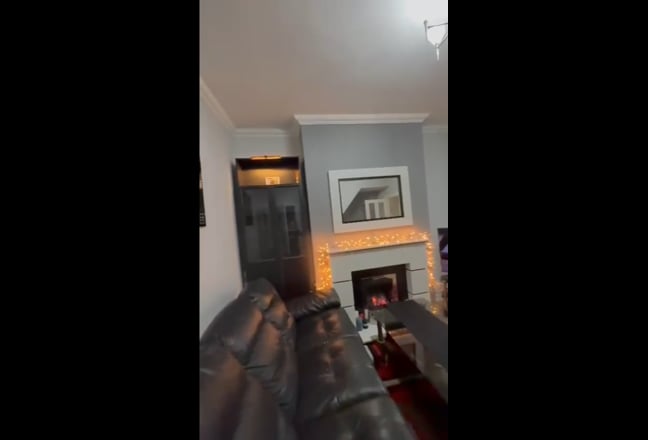 3 double rooms for rent in a share house  Main Photo