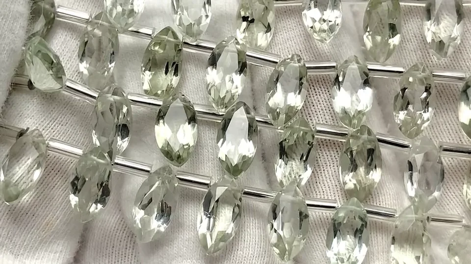 ヴィンテージ　アメジストとパールピアス　マーキスファセットカット　宝石質 動画】宝石質グリーンアメジストAAA マーキスファセットカット10
