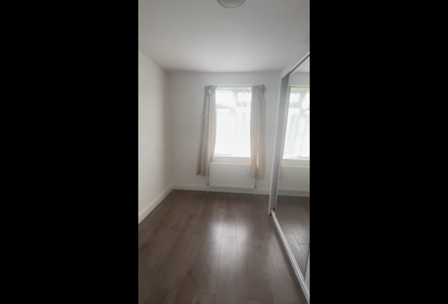 New Refurbished Room and Ensuite Main Photo