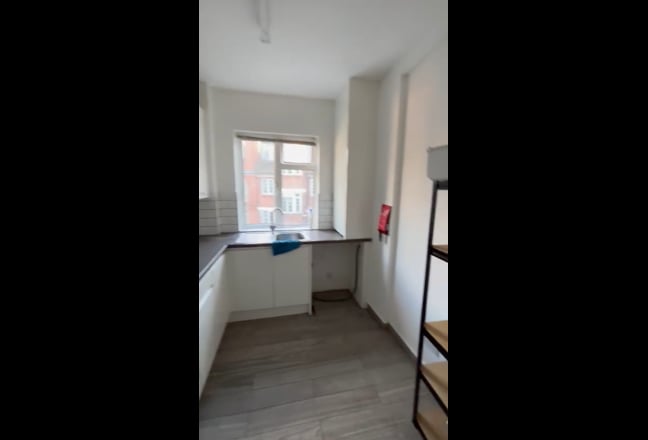 🔥4 Fresh Spacious Rooms🔥Bright Flat🔥VIEW NOW🔥 Main Photo