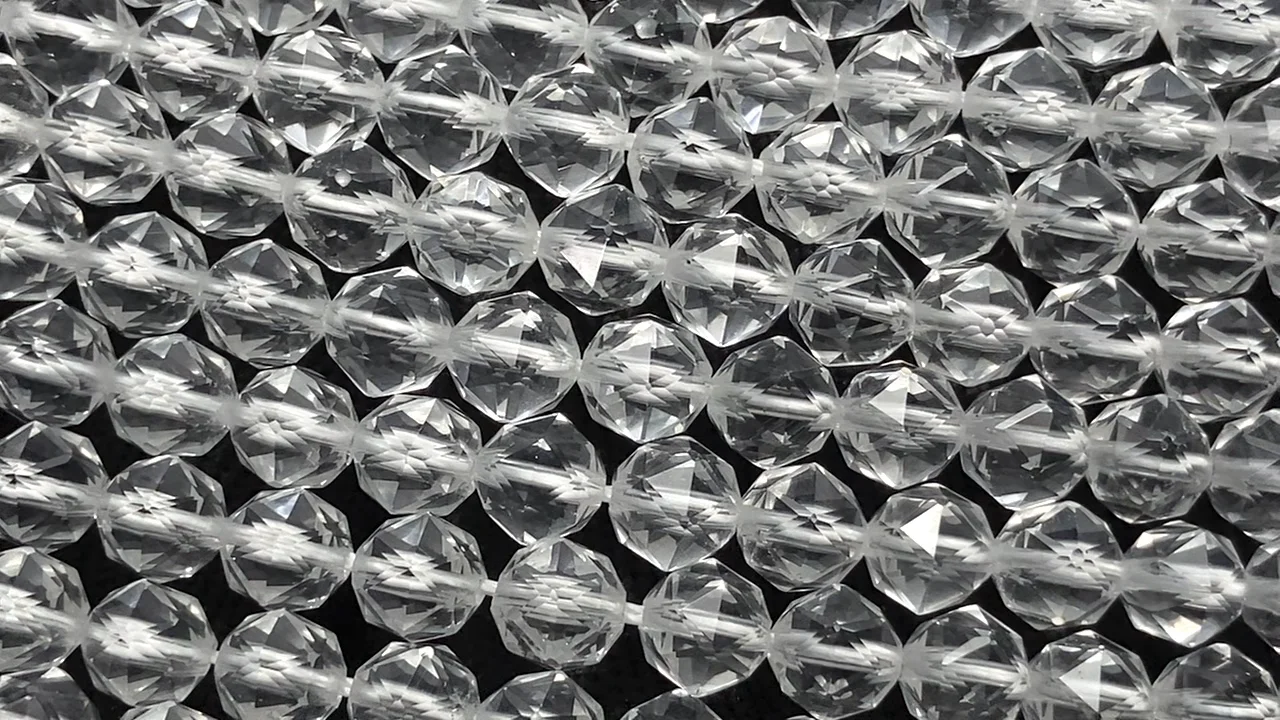 動画】【素晴らしい輝き】クリスタル(合成水晶)AAA スターラウンド