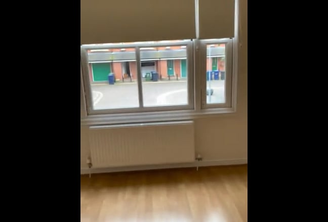 Ensuite Double Room in house in the city center Main Photo