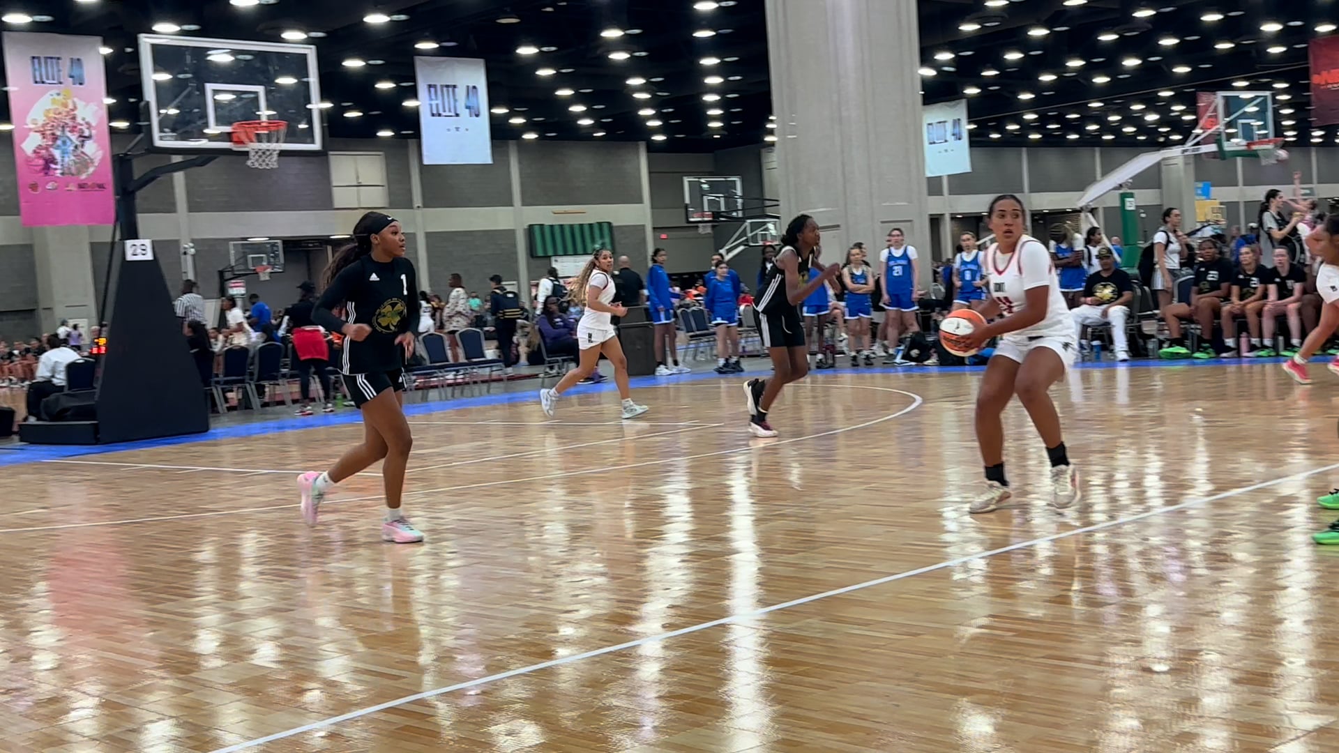 Laylah Bly-7-11-25  30pts-10Rbds