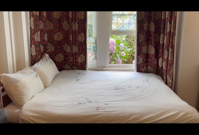 Double   room in heart of West Hampstead  Main Photo