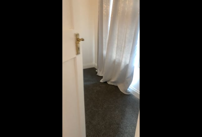 Room to let  Main Photo