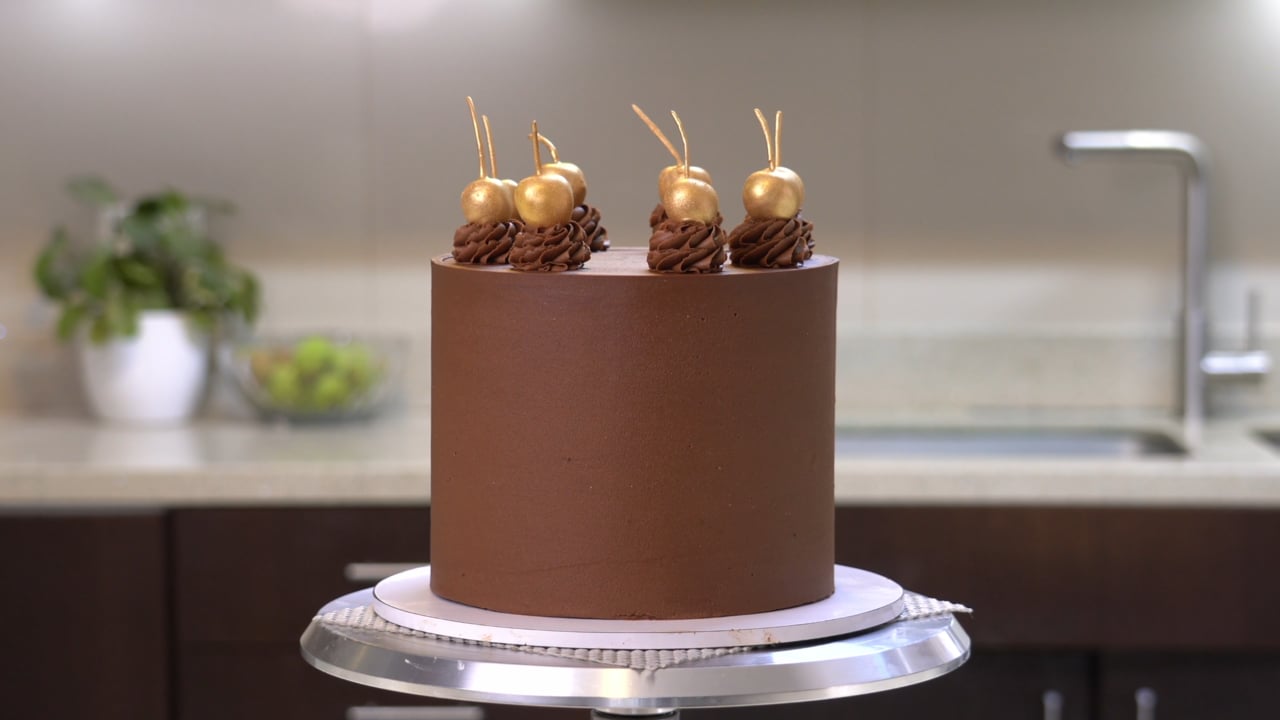 Decoración torta de chocolate 