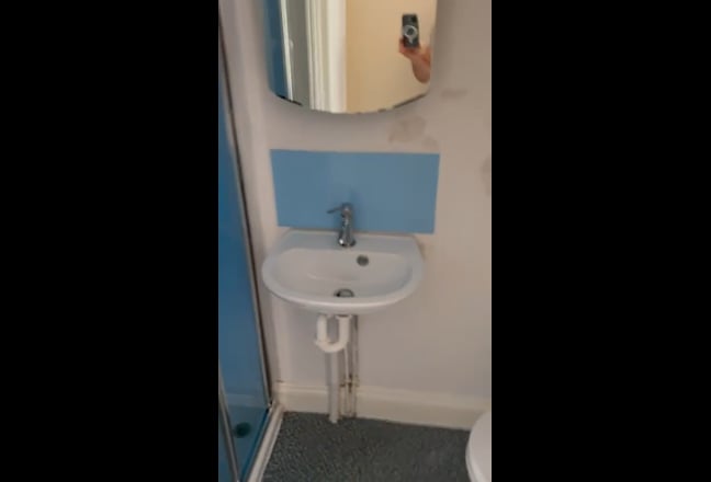 En-suite room in Clifton R2 Main Photo