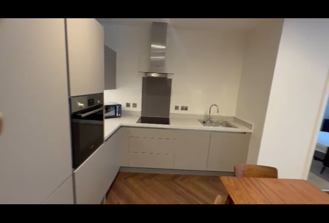  Apartment overlooking canal in MediaCity Main Photo