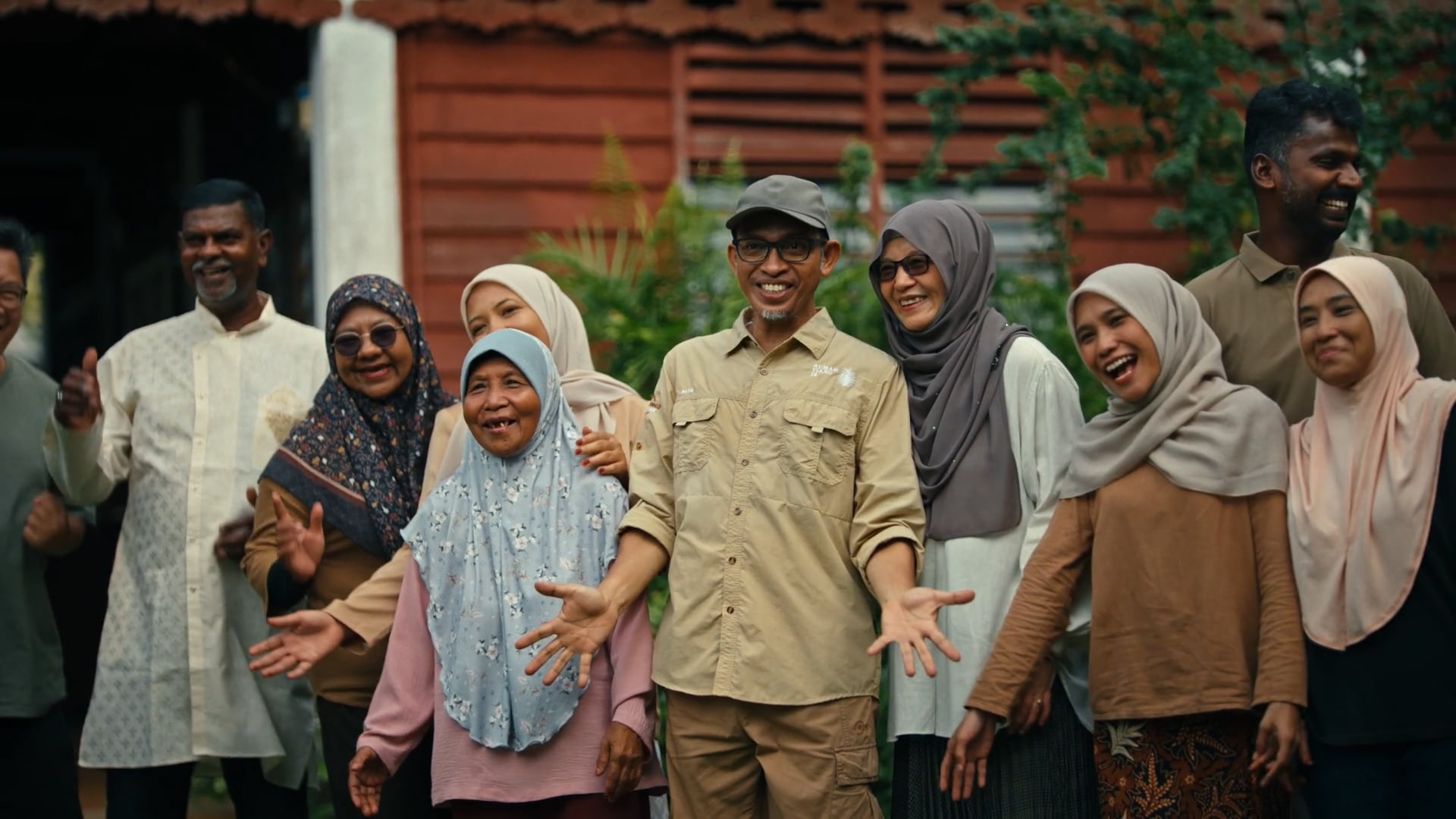 OCBC "Raising my kampung"