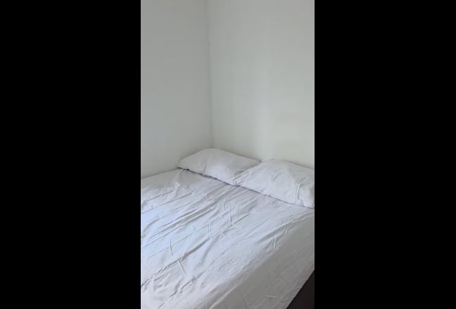 A very big  double bed room for rent in Hornchurch Main Photo