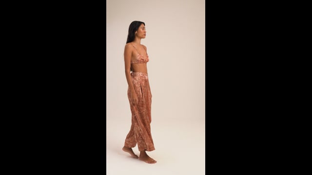 Calça Bethânia Seda Impressão Botânica Crajiru