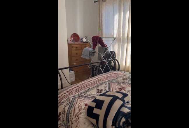 Newly renovated double room ensuite  Main Photo