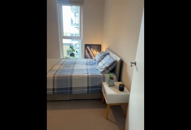Double Room in New Flat  on the Elizabeth Line Main Photo