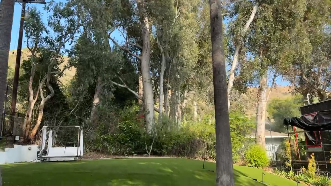https://i.vimeocdn.com/video/2036820650-70f73fa3e4aa5ac3234532a5bb387dade0c299d2f0f3b7a9b3f3597eb2b0874a-d