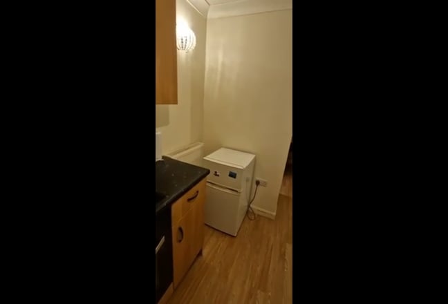 Studio flat  Main Photo