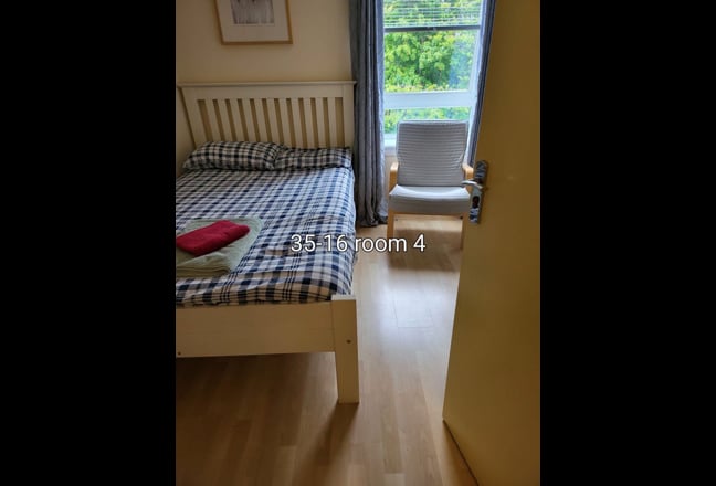 George sq 7 mins, postgrad flat, bills inc Main Photo