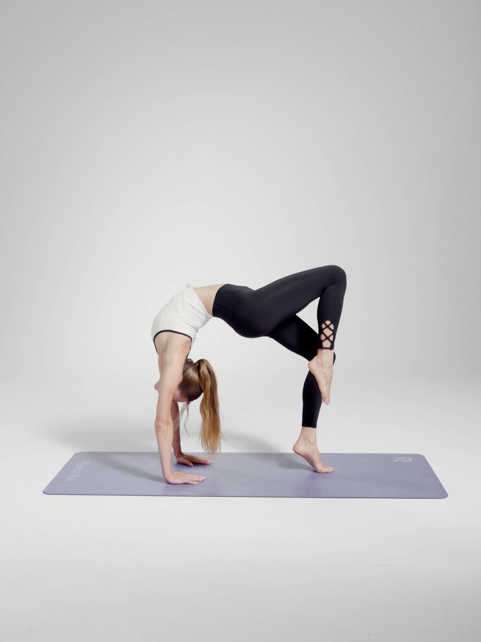 גופיית ספורט רצועה כפולה מבד ilios