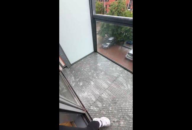 Balcony, parking, furnished flat Salford Quays Main Photo