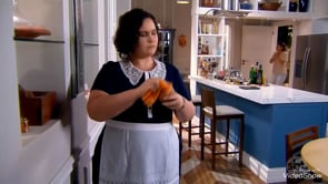 Josefa conta pra Nanci que brigou com o filho.