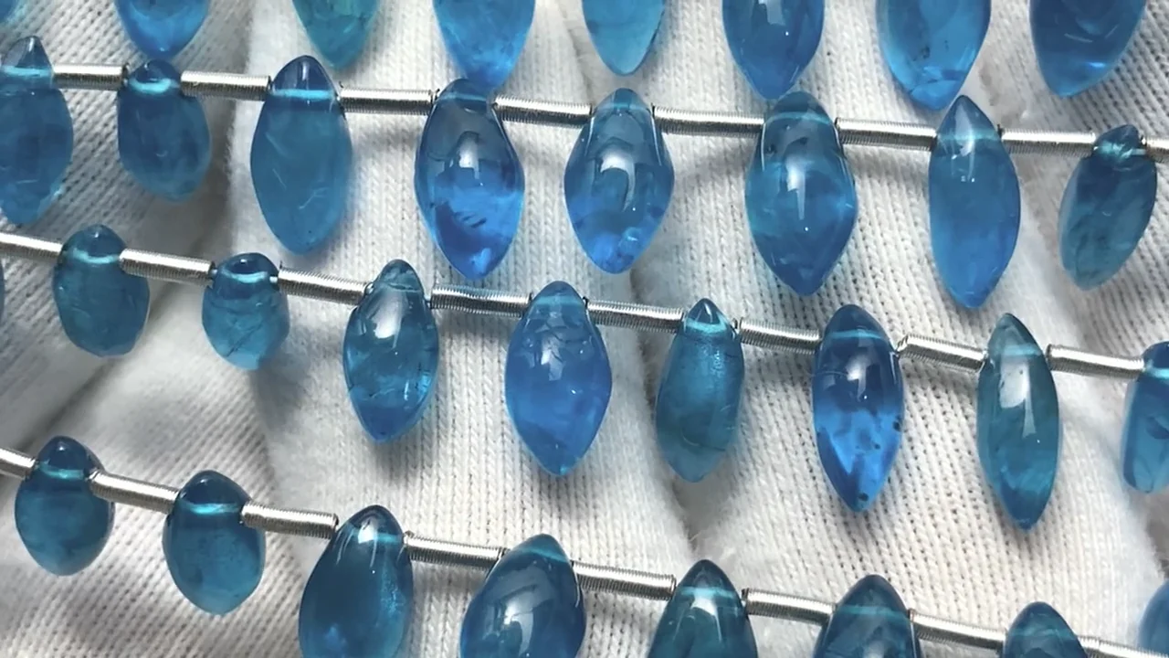 動画】ネオンブルーアパタイトAAA- マーキスライス(プレーン) 半連/1連