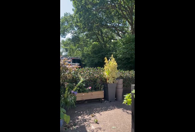 Collection of rooms (flat) on 1st Floor Main Photo