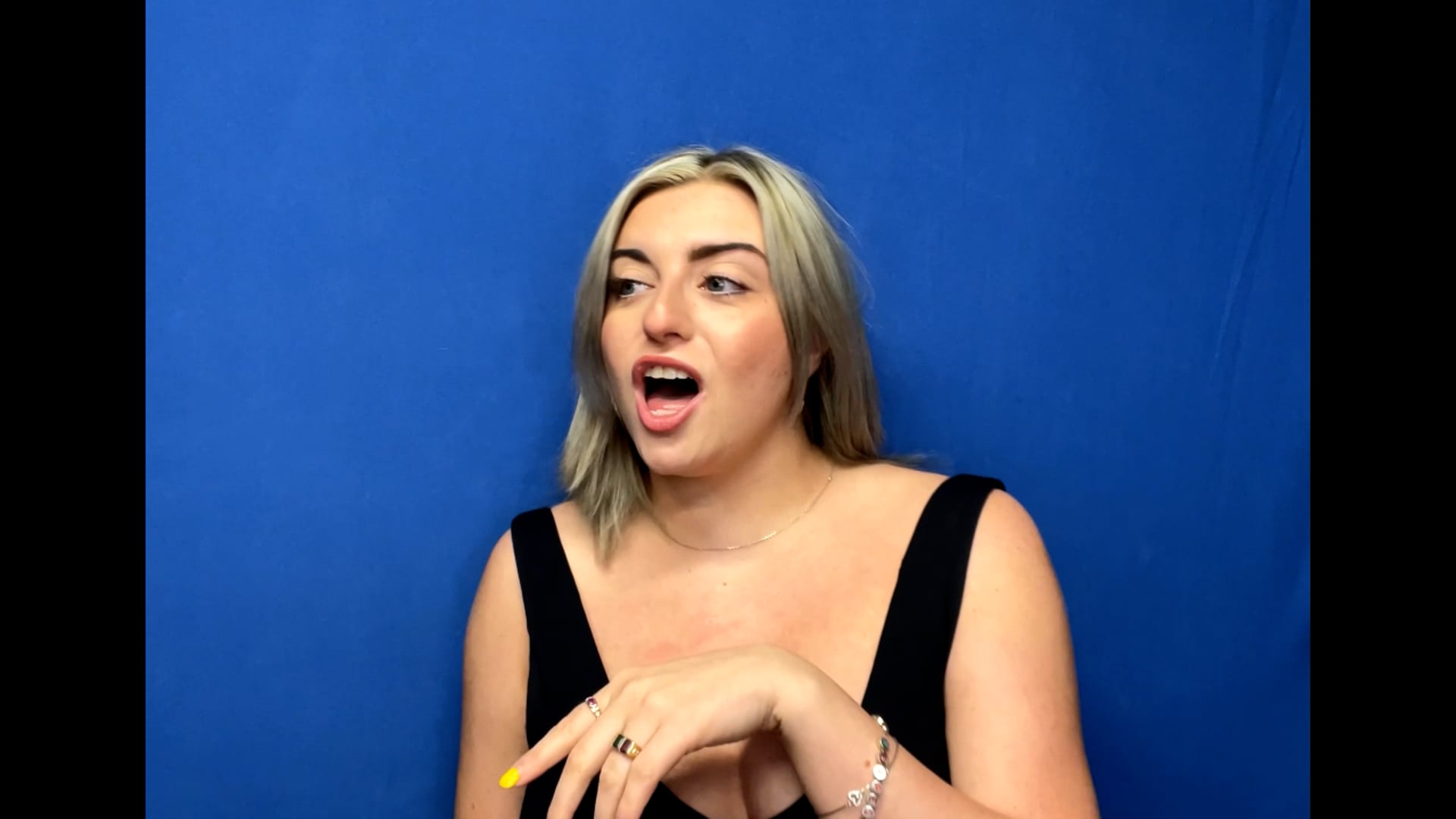 Hannah Bonnett- SWEET TRANSVESTITE