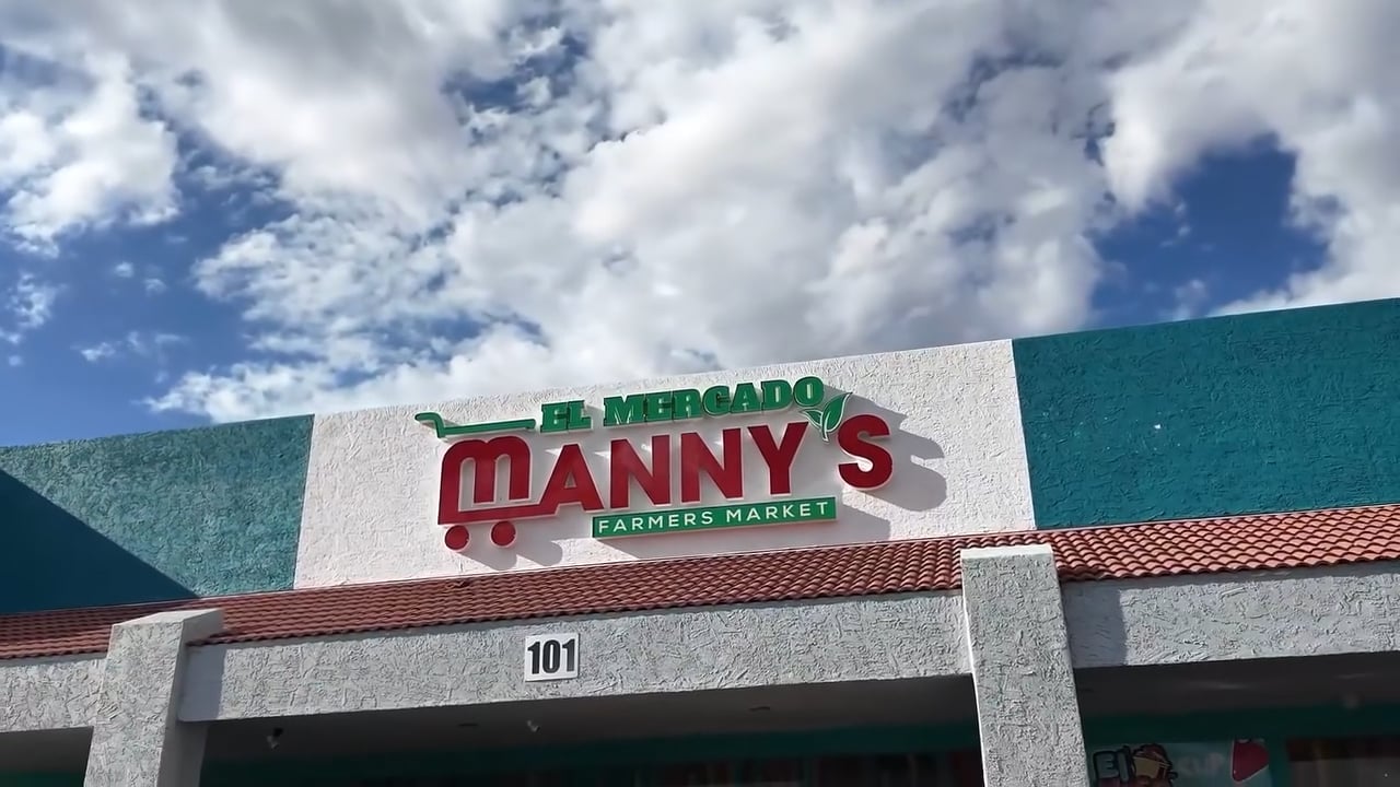 https://i.vimeocdn.com/video/2037657967-533a69793ba995a3b6f6fa7043c82be97180d8b589e2a6096e8ca44ac3d3645c-d