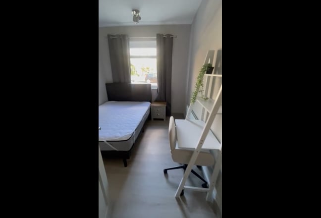 Furnished 2 bed flat Leamington Spa CV32 Main Photo