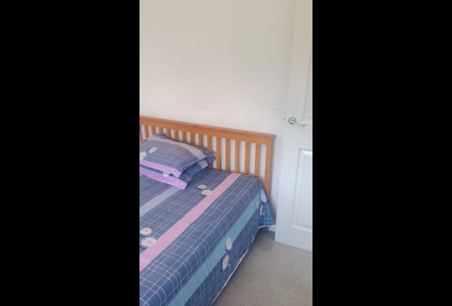 Furnished double room for single occupency  Main Photo