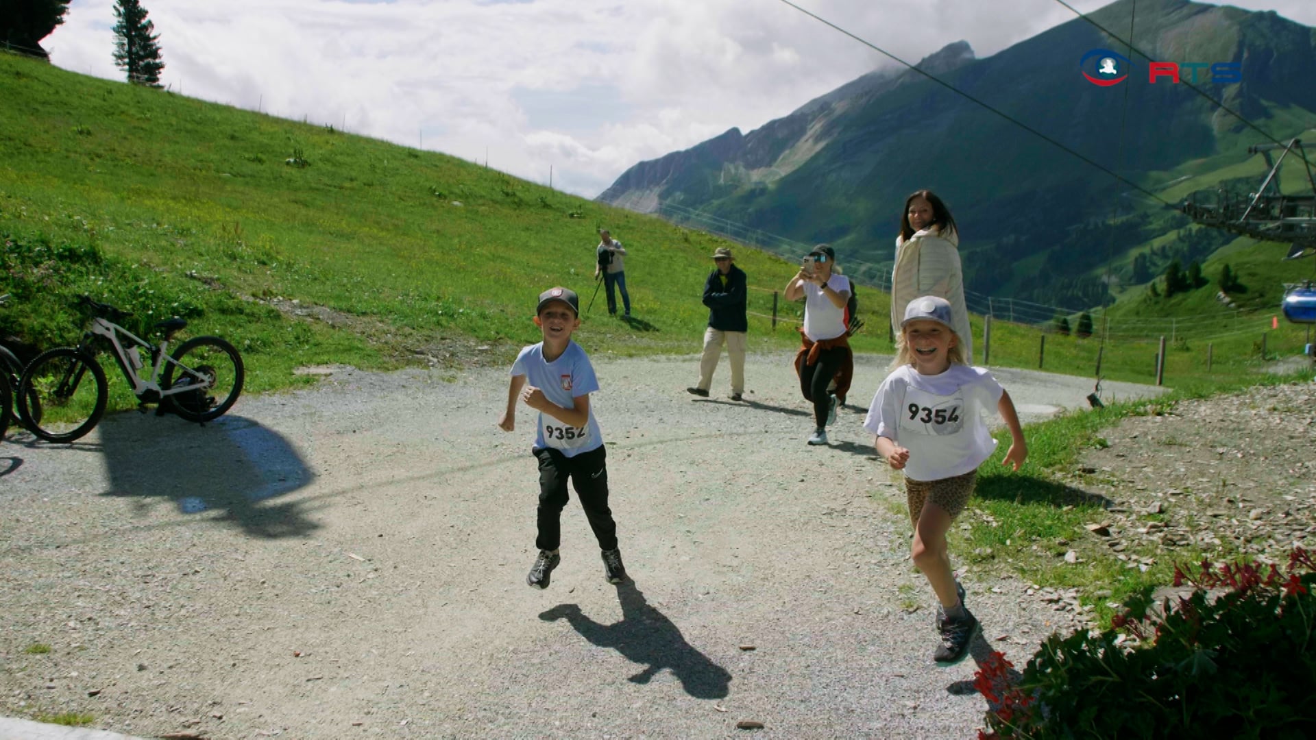 gemeinsam-unterwegs-family-trail-bringt-generationen-in-bewegung
