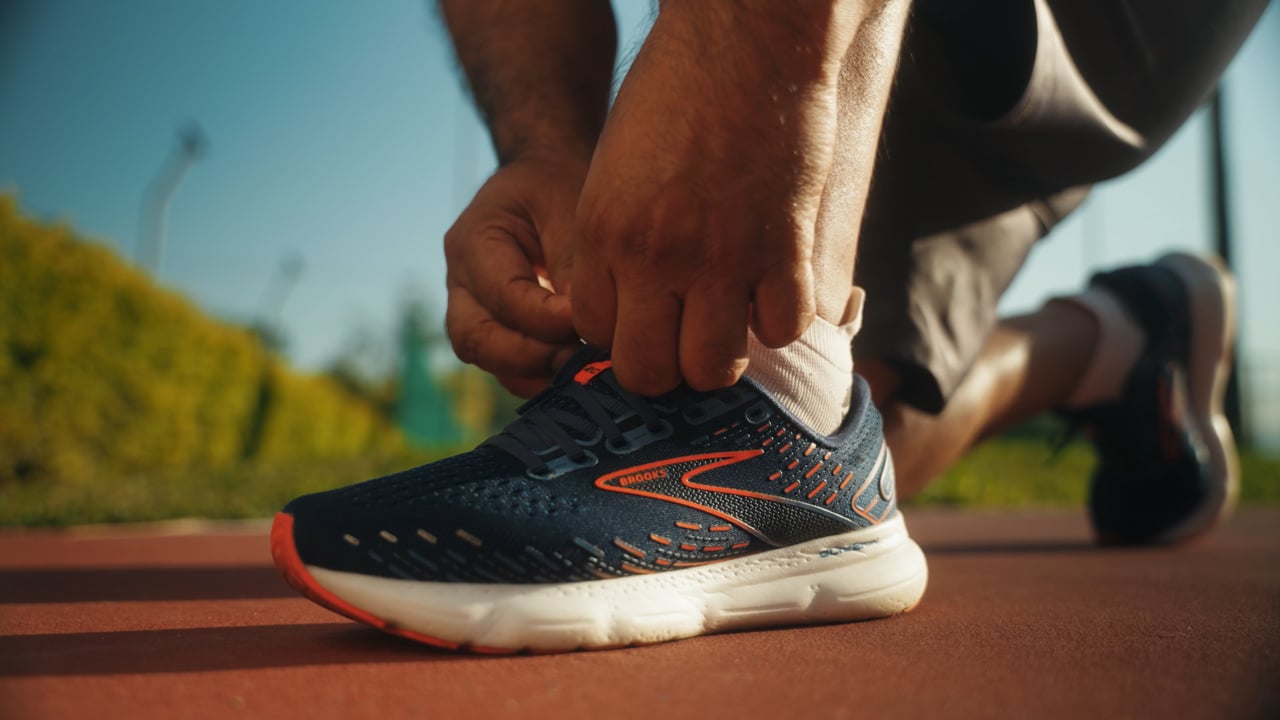 Video corporativo vs video comercial: ¿cuál usar? - Shalalá Creative Agency