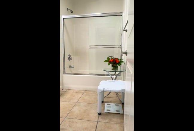 Room, Great Amenities | Rancho Palos Verdes area Main Photo