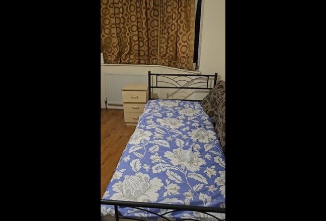 Room rent Main Photo