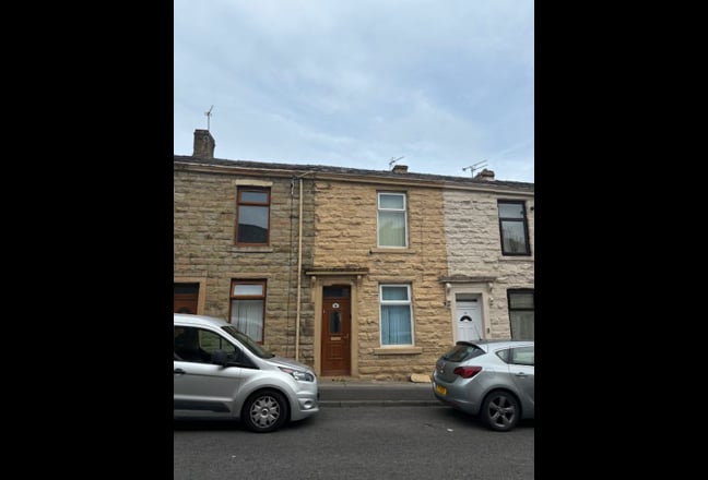 1-Bedroom House – Fully refurbished Main Photo