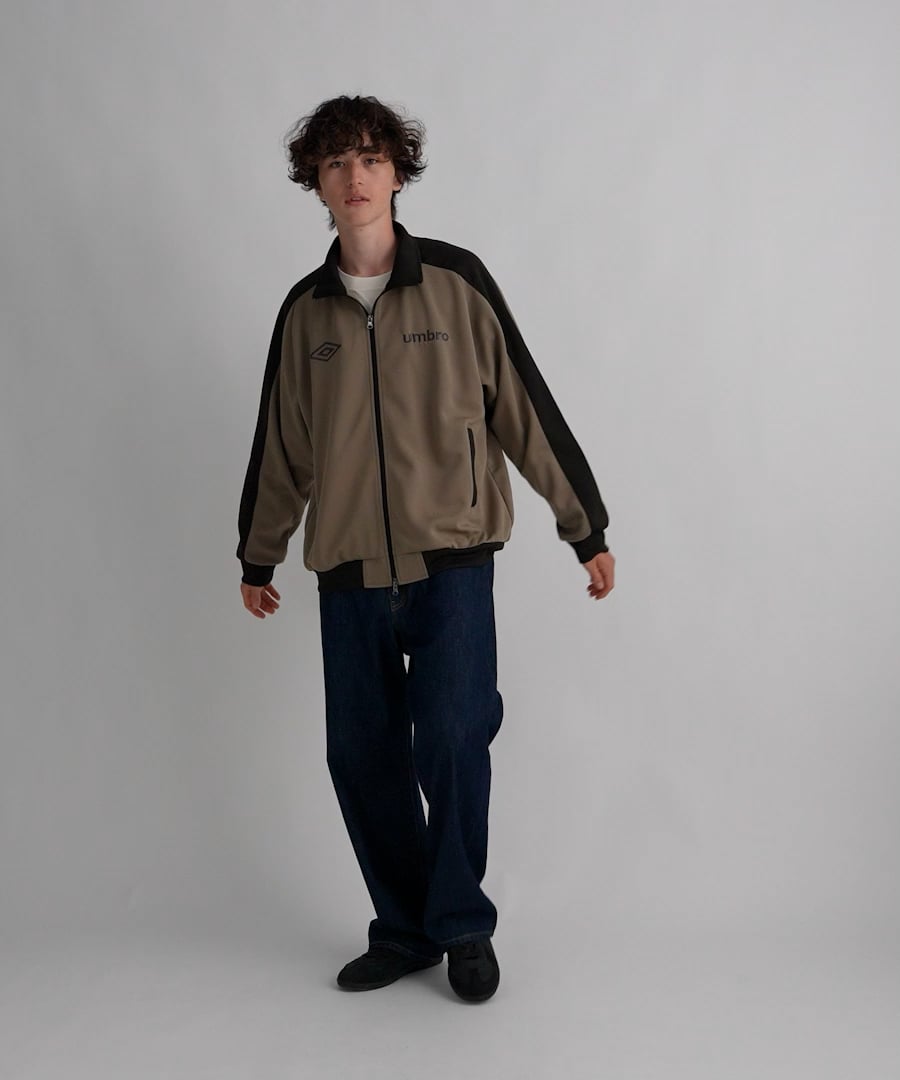 [niko and…]UMBRO別注トラックジャケットブラックMサイズ ブルゾン 楽天市場】【UMBRO】別注 トラックジャケット niko and