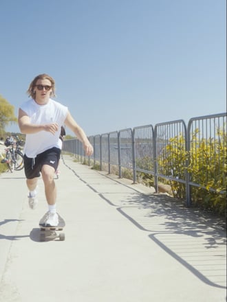Video: TANK TOP OVERSIZE BIAŁY