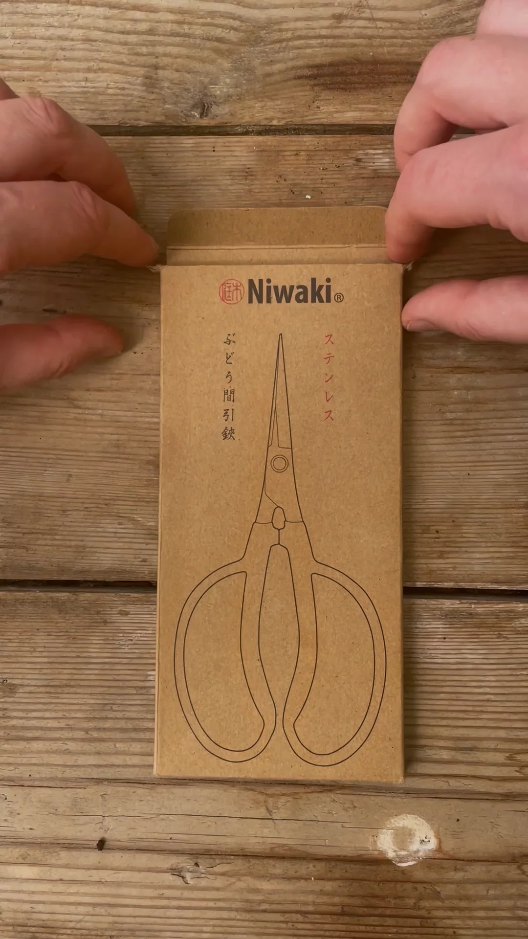 Niwaki Grape Snips
